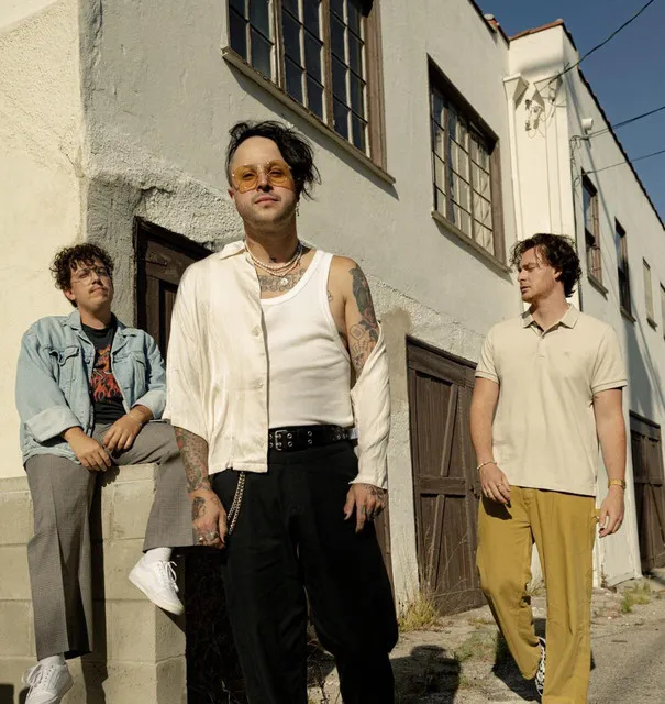 lovelytheband