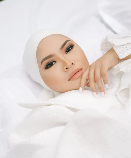 Aina Abdul