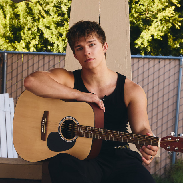 Alex Sampson