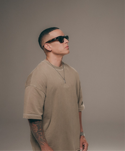 Daddy Yankee; SNoW