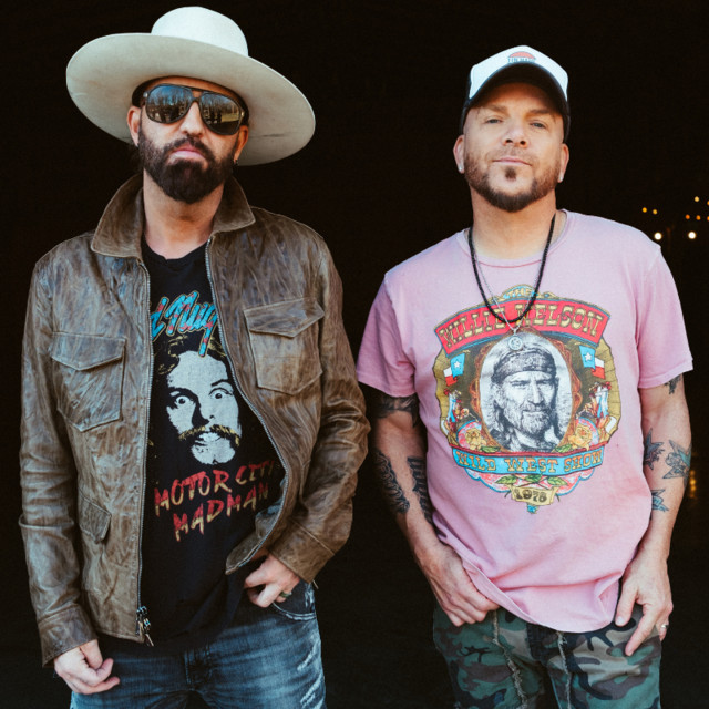 LoCash Cowboys