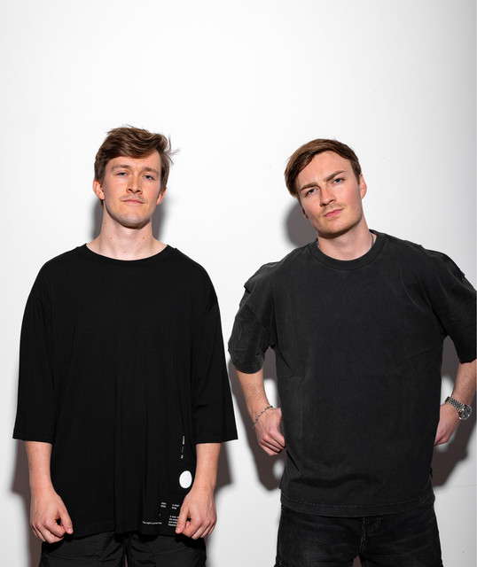 Telykast & Oaks
